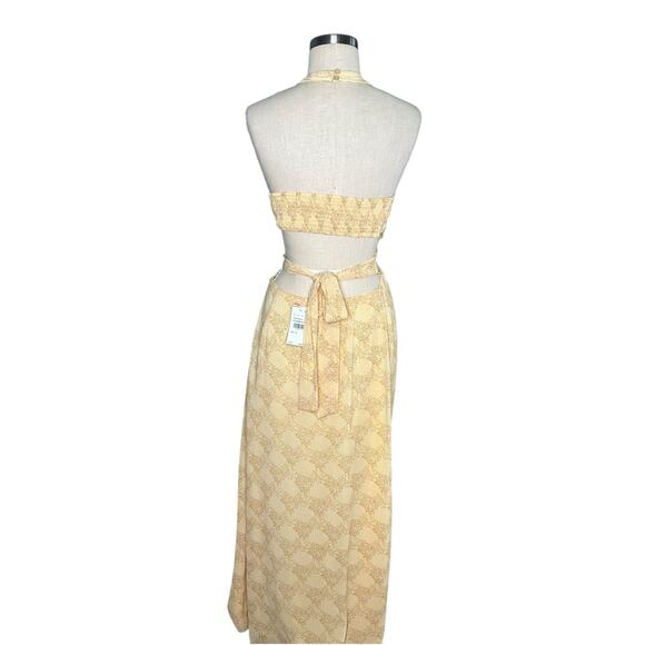 LUSH Yellow Medallion Print Open Back Maxi Dress Halter Women's Size Medium NWT - Picture 3 of 9